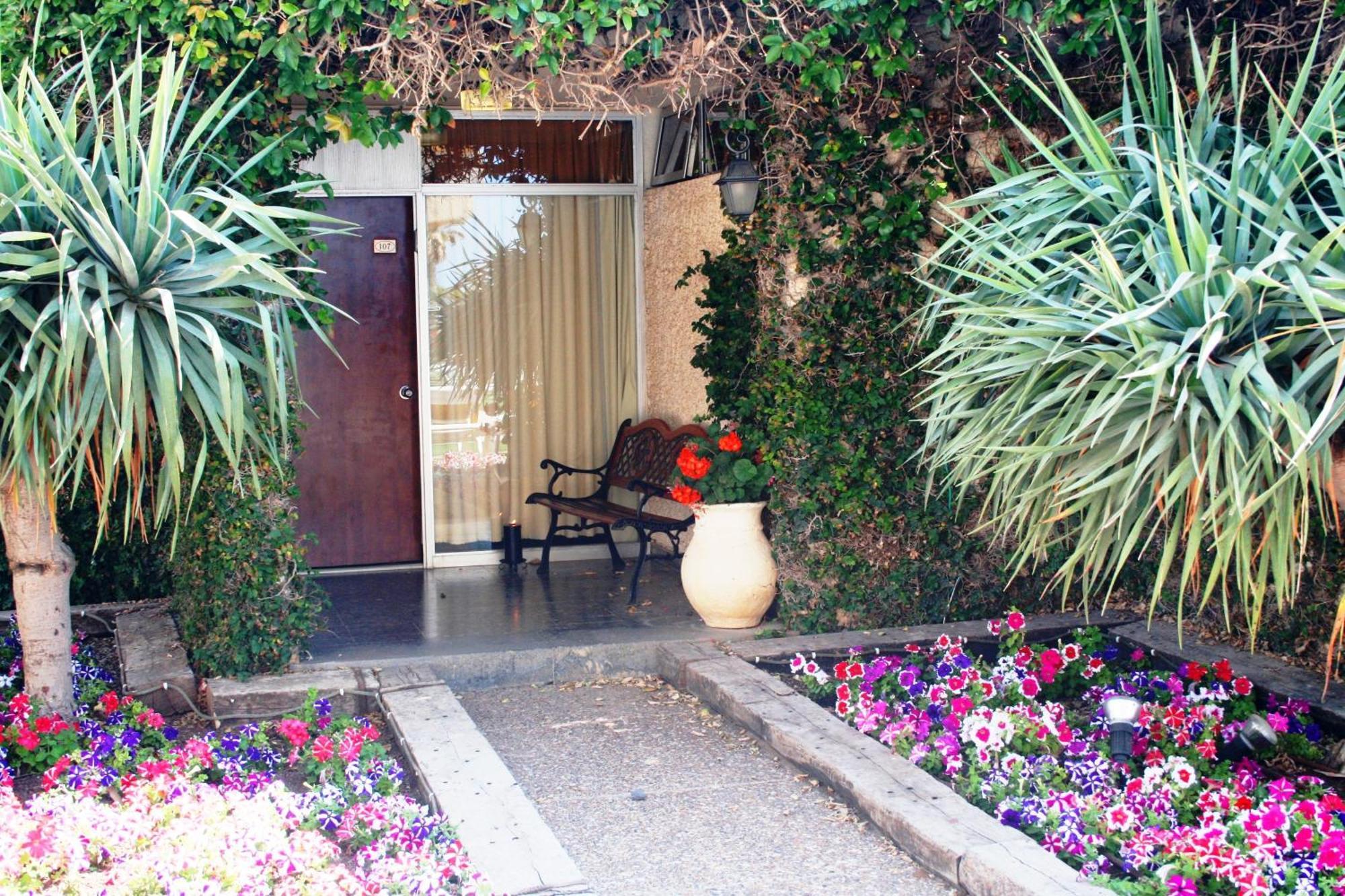 The Seasons Hotel -Studio & Suite Netanya Dış mekan fotoğraf