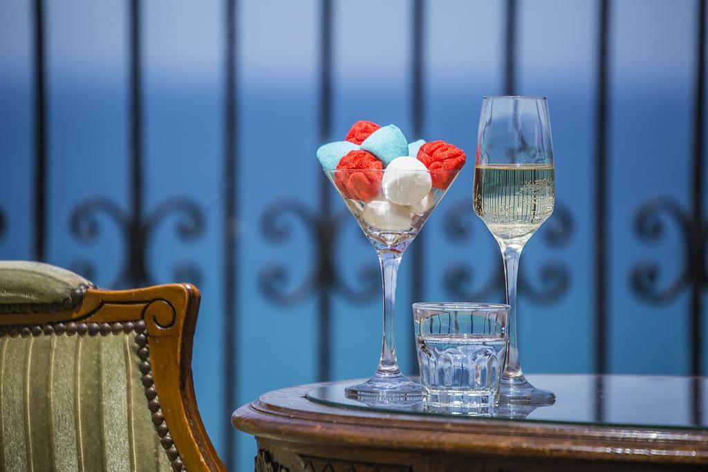 The Seasons Hotel -Studio & Suite Netanya Dış mekan fotoğraf